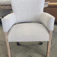 Mod 4 Leg Caster Chair