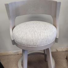 Gen 26" Swivel Counter Stool